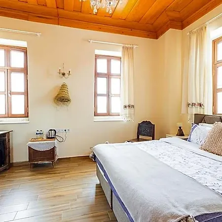 ホテル Lavantali Tasev Butik & Restorant 5*